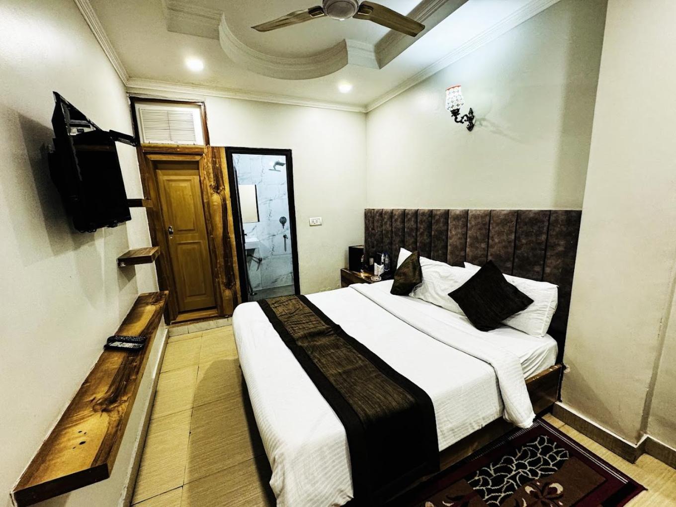 Hotel Jai Balaji, Paharganj, New Delhi Railway Station Nova Deli Exterior foto
