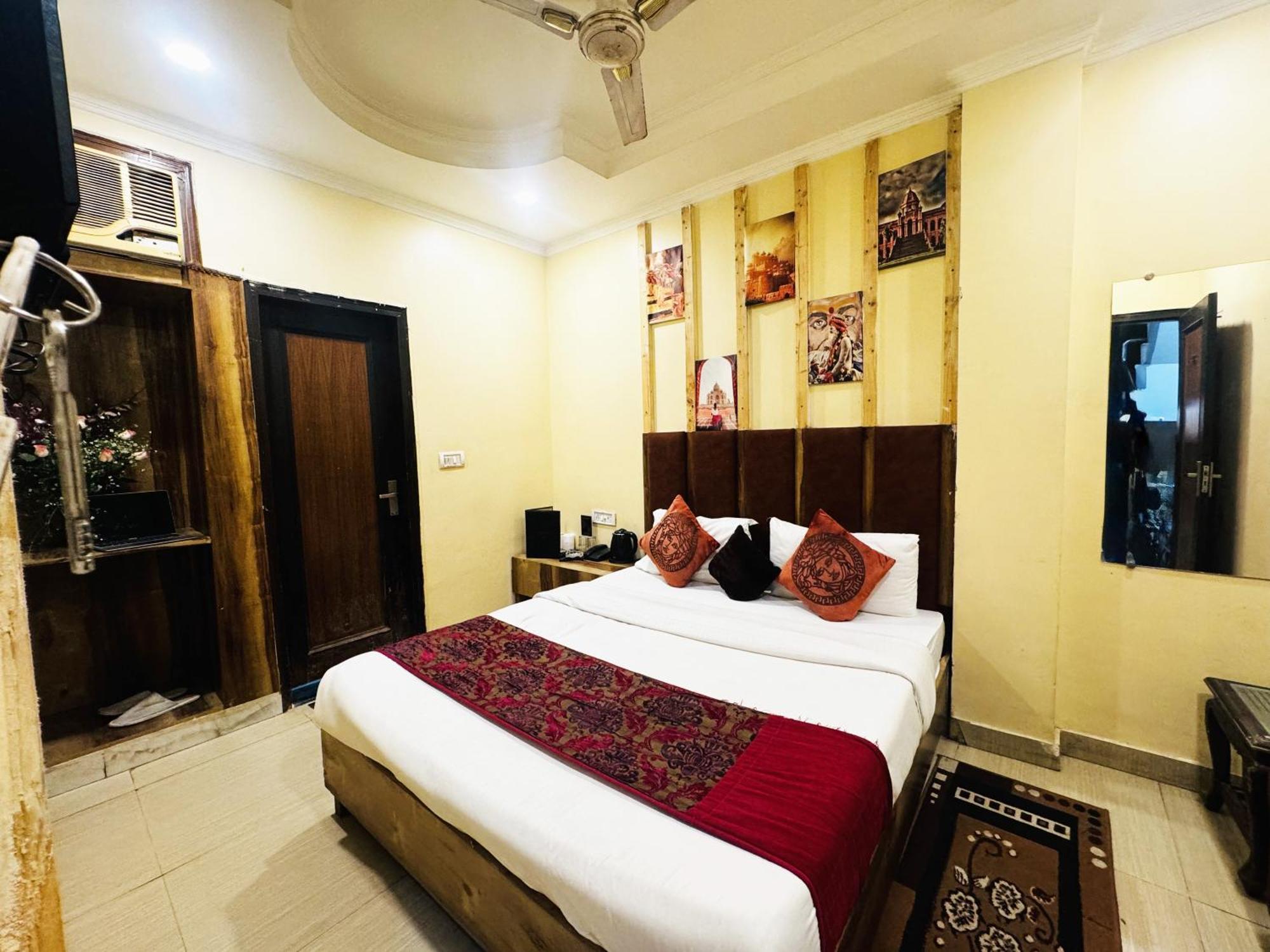 Hotel Jai Balaji, Paharganj, New Delhi Railway Station Nova Deli Exterior foto